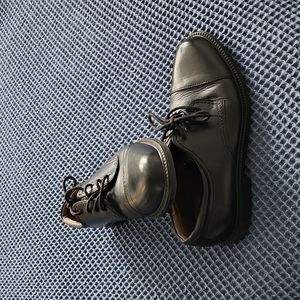 Black dress shoes